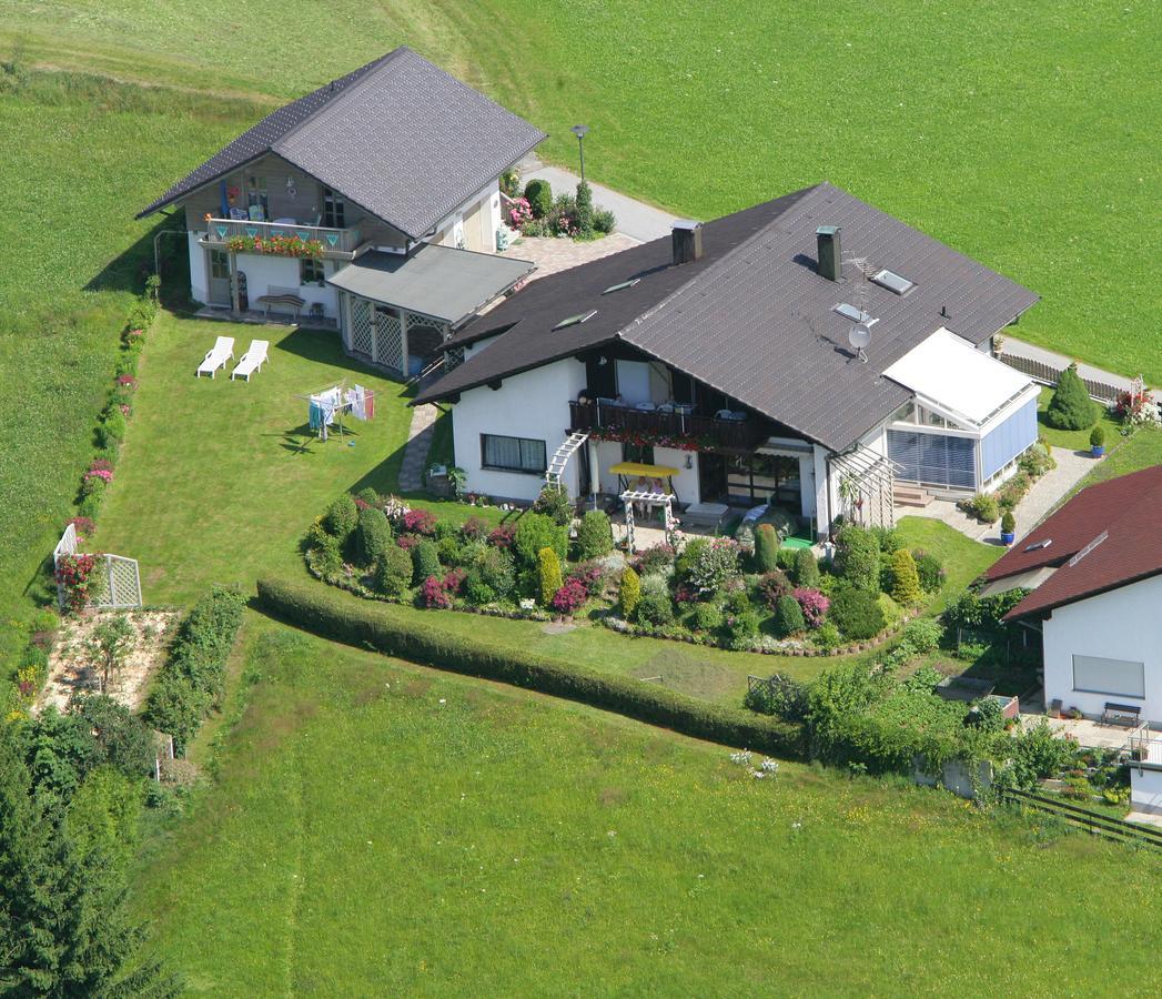 Ferienhaus Und Ferienwohnungen Holzapfel Geiersthal Eksteriør bilde
