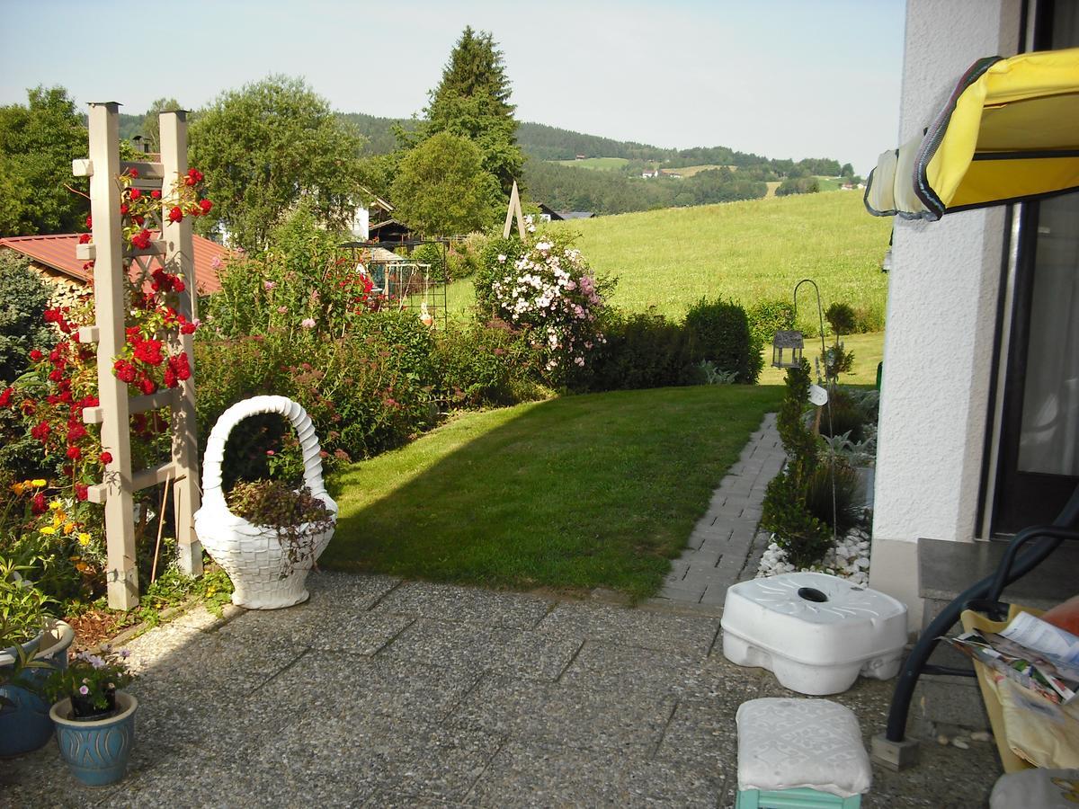 Ferienhaus Und Ferienwohnungen Holzapfel Geiersthal Eksteriør bilde